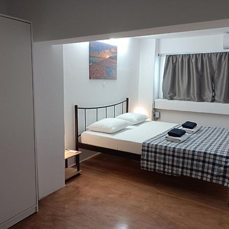 Apartment Dipla Athena Bagian luar foto